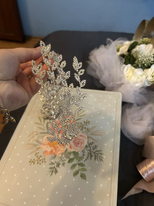 Vand coronita, accesoriu par mireasa