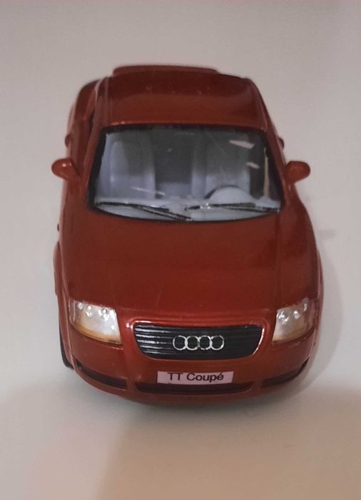 Audi TT Coupe 1:32, Smartroadseter 1:31 - колекционерски колички
