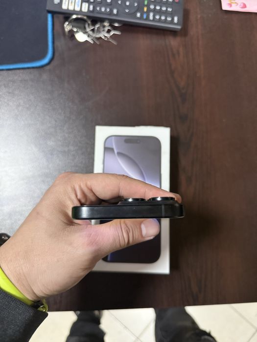 Iphone 16 pro 128 gb Black