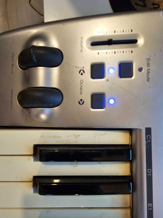 Controller midi clapa pian M-audio Keystudio