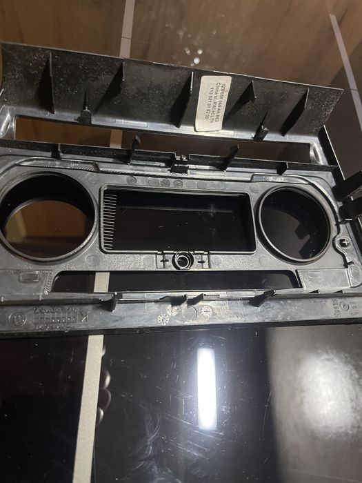 Rama pentru media player skoda