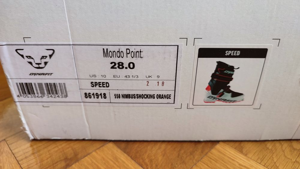 Clăpari NOI de tura Dynafit Speed 28.0