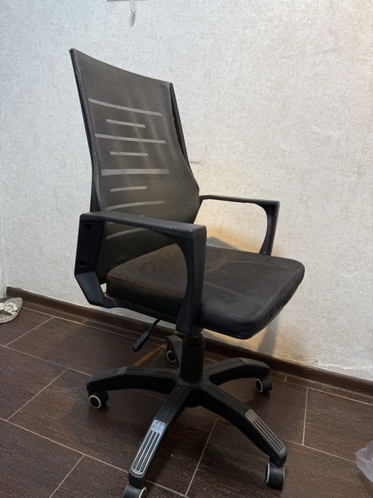 Компьютерный стул