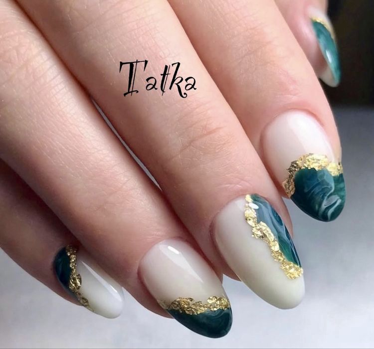 Маникюр,педикюр, наращивание ногтей.  Центр