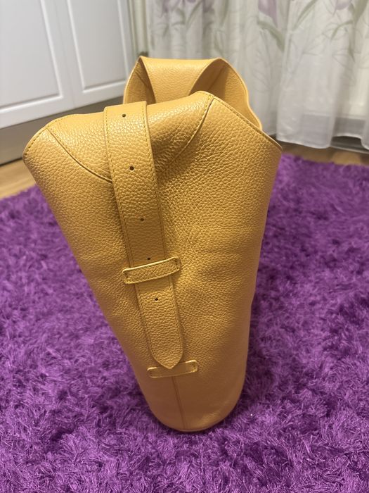 Geanta piele Laura Maxim ! Lotus . Mango . Noua !