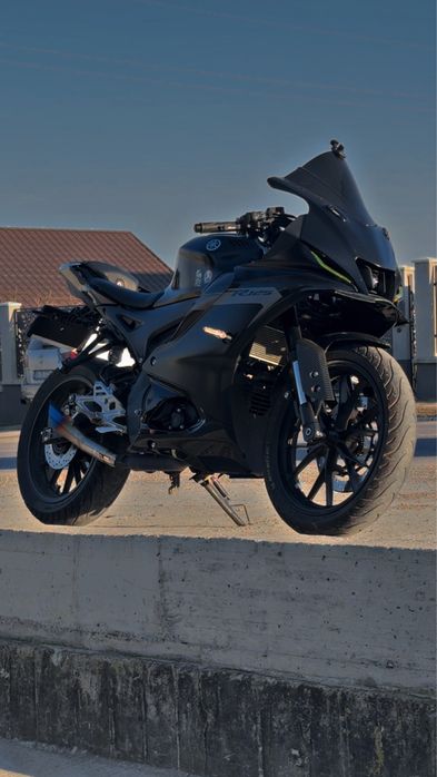 Vând YZF R125-A 2025