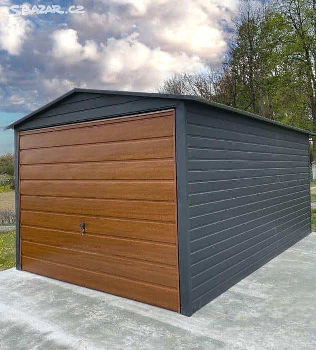 Vând garaje auto din panouri sandwich