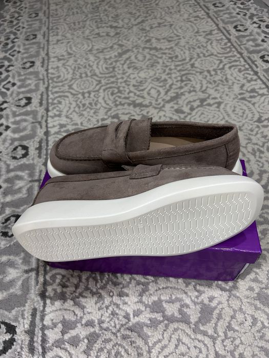 Продам лоферы новые