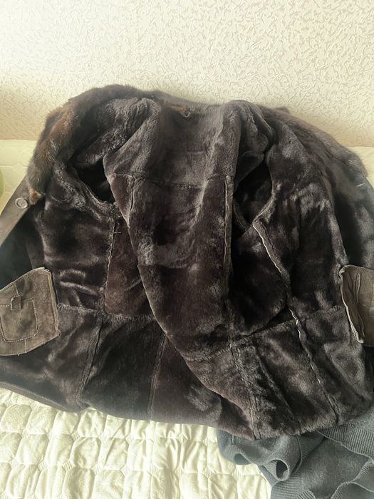 Продам натаральную дубленку.