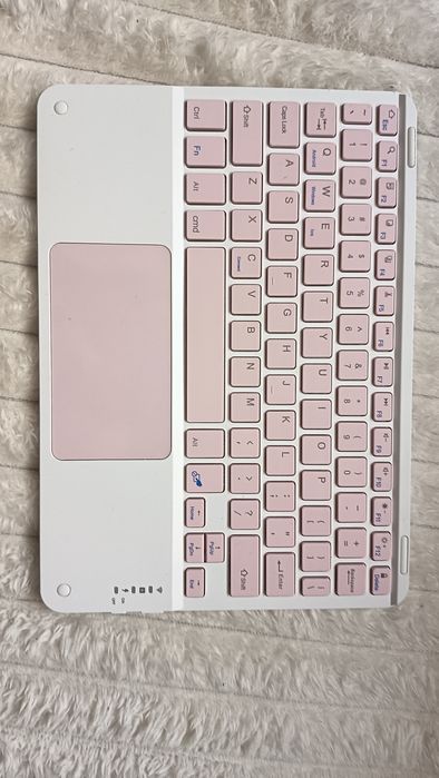 Mini tastatura bluetooth .