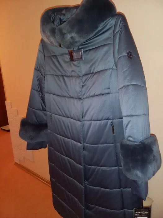 Продам пуховик женский