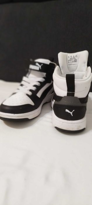 Vând adidași PUMA originali