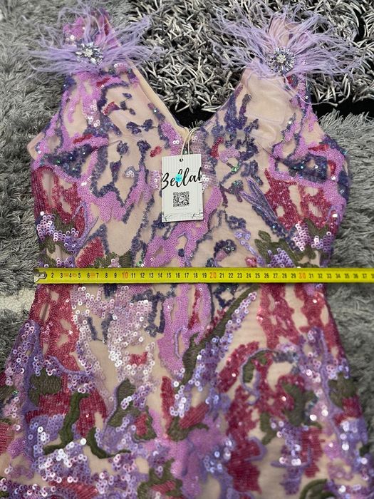 Rochiță nouă cu etichetă