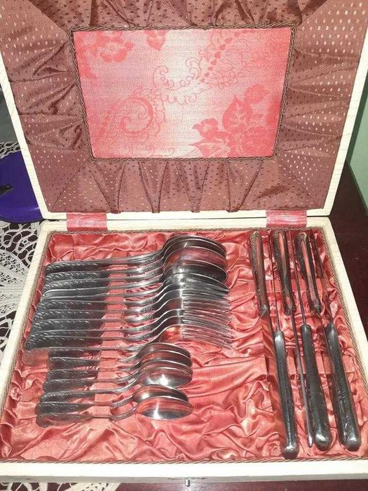 Set de tacâmuri inox