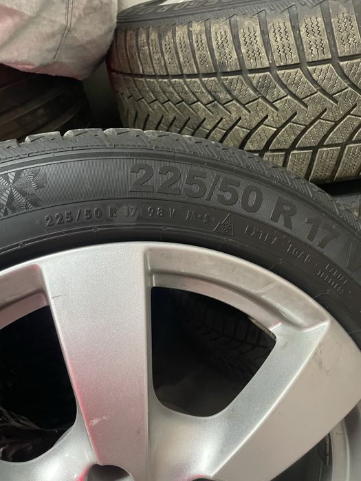 Зимни гуми 225/50/17