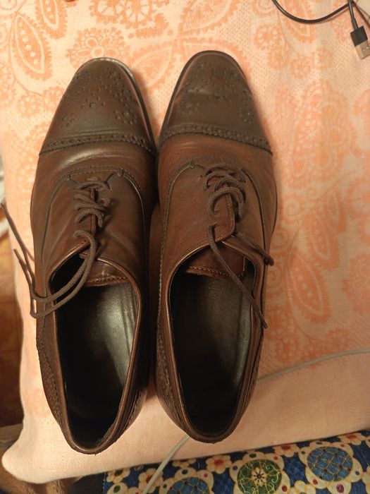 Продам кожаные туфли