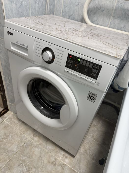 Продам стиральную машину LG