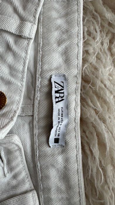 Blugi Zara wide-leg, tiv franjurat, crem/ecru, talie inalta, 40