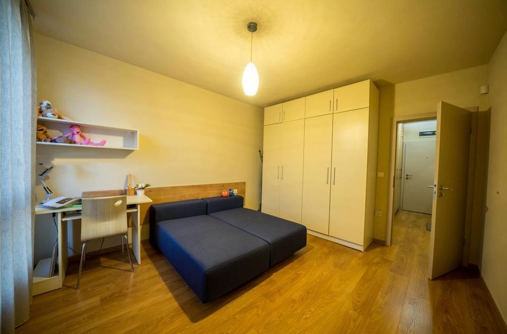 Дава се под наем Тристаен апартамент в София, Обеля 2 - 110 кв.м за 730 € - Снимка #4