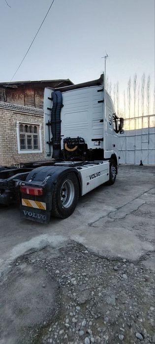 VOLVO Тягач Сотилади 
 Йили: 2007