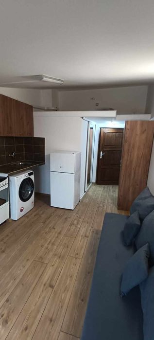 Дава се под наем Едностаен апартамент в Силистра, Изток - 25 кв.м за 127.5 € - Снимка #2