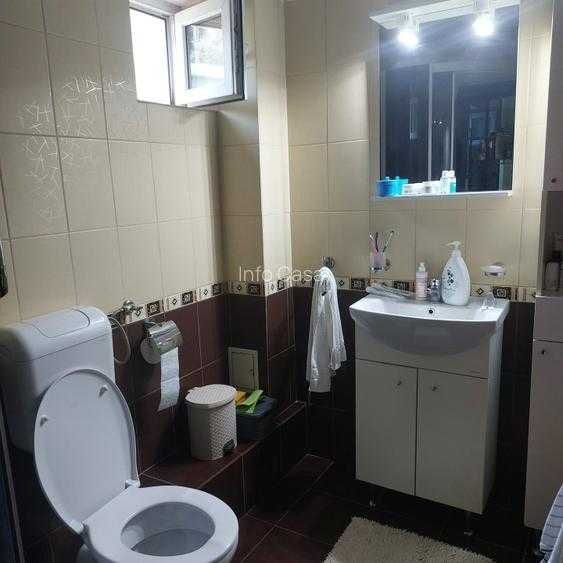 Vand Casa in  Deva