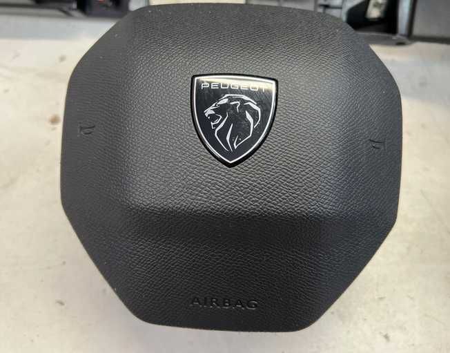 Kit Plansa de bord Peugeot 2008 anii 2019-2025