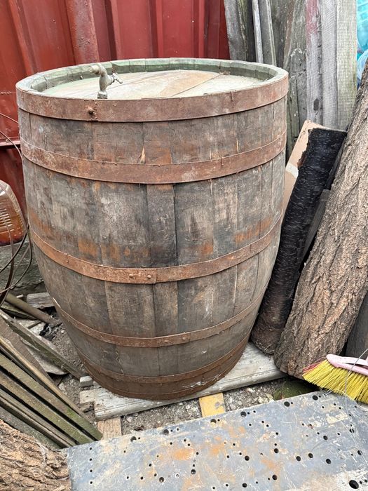 Vand butoi din stejar de 400 litri pentru vin