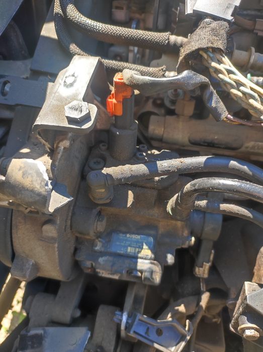 Помпа високо налягане Bosch за Пежо-307,2.0HDI