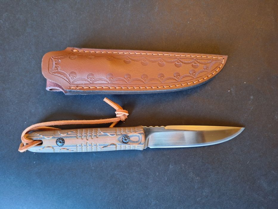 Ловен нож стомана D2-дръжка G10