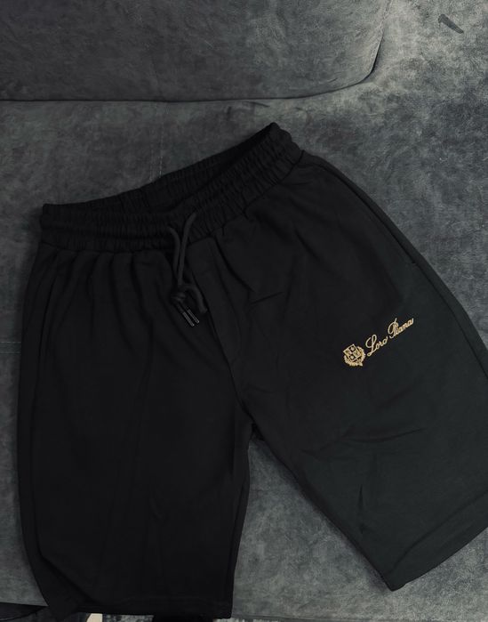 Екип l*ro P*ana черен