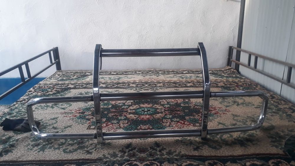 Продам кенгурятник на паджеро