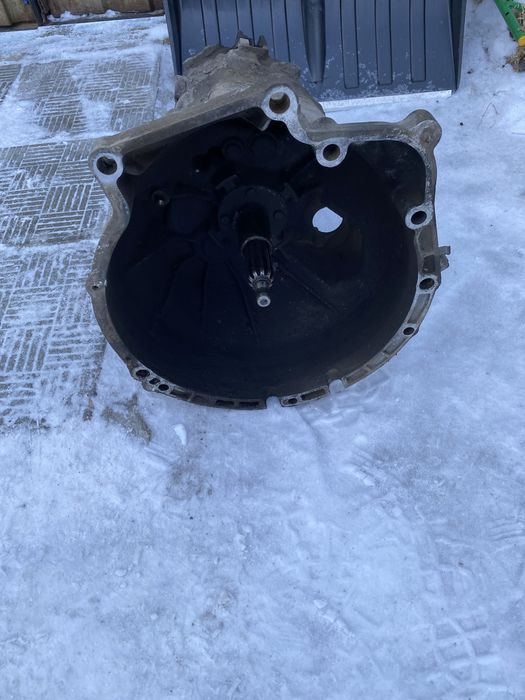 Продам КПП BMW e 36