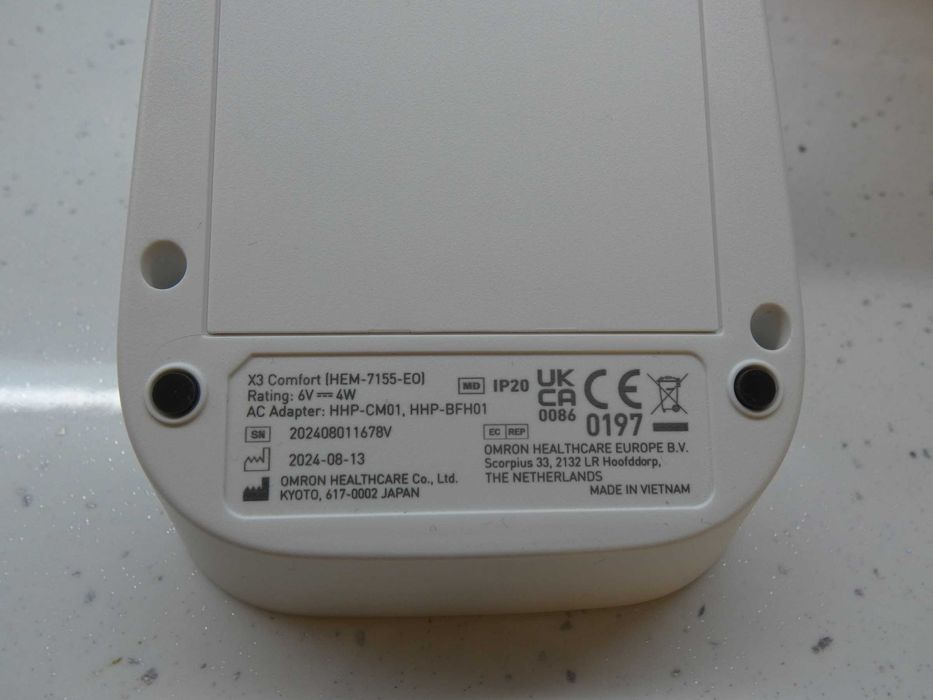 НОВ Омрон Omron X3 Comfort апарат за кръвно налягане