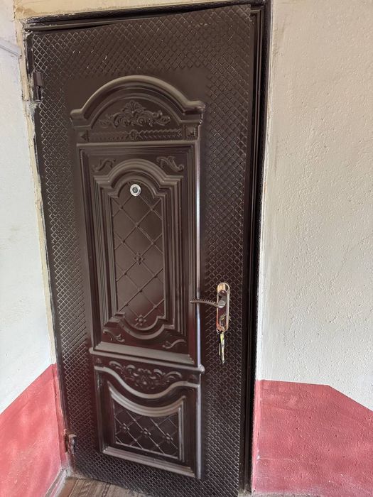 Продается 2 комнатная квартира 56кв.м.   5мк-рнПВО