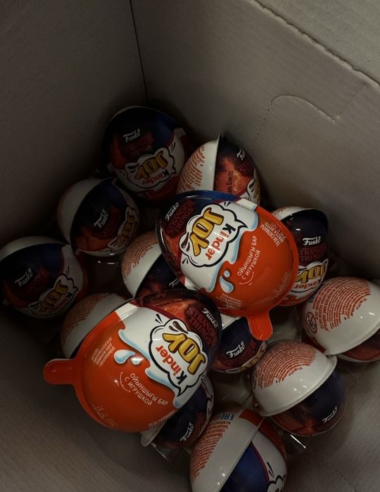 Киндер Джой очень странные истории