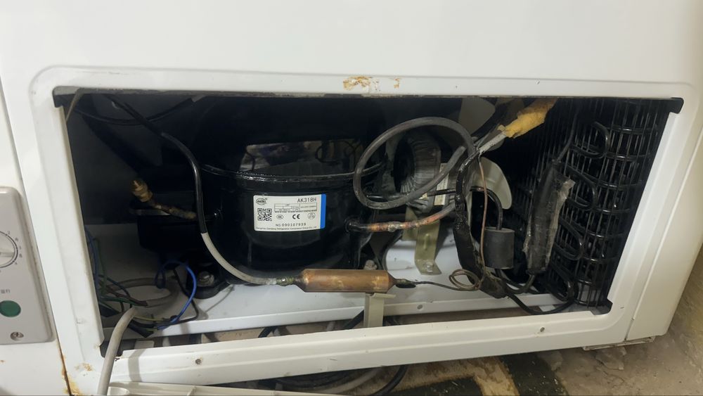 Холодильник ларь 300 л