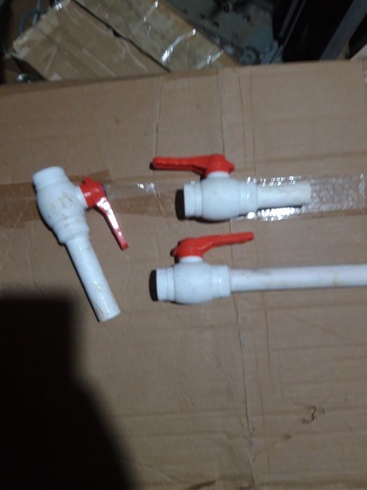 Кран под муфты с одной стороны,