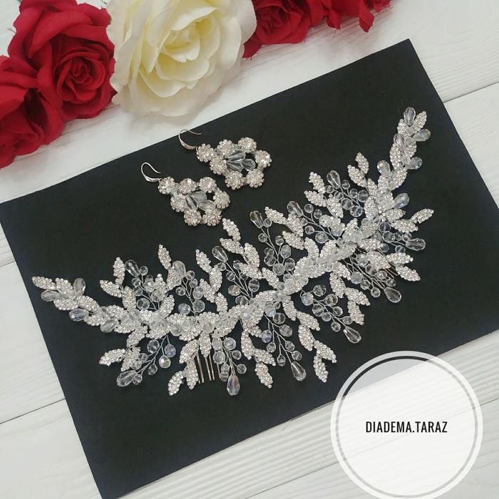 Парные веточки в прическу