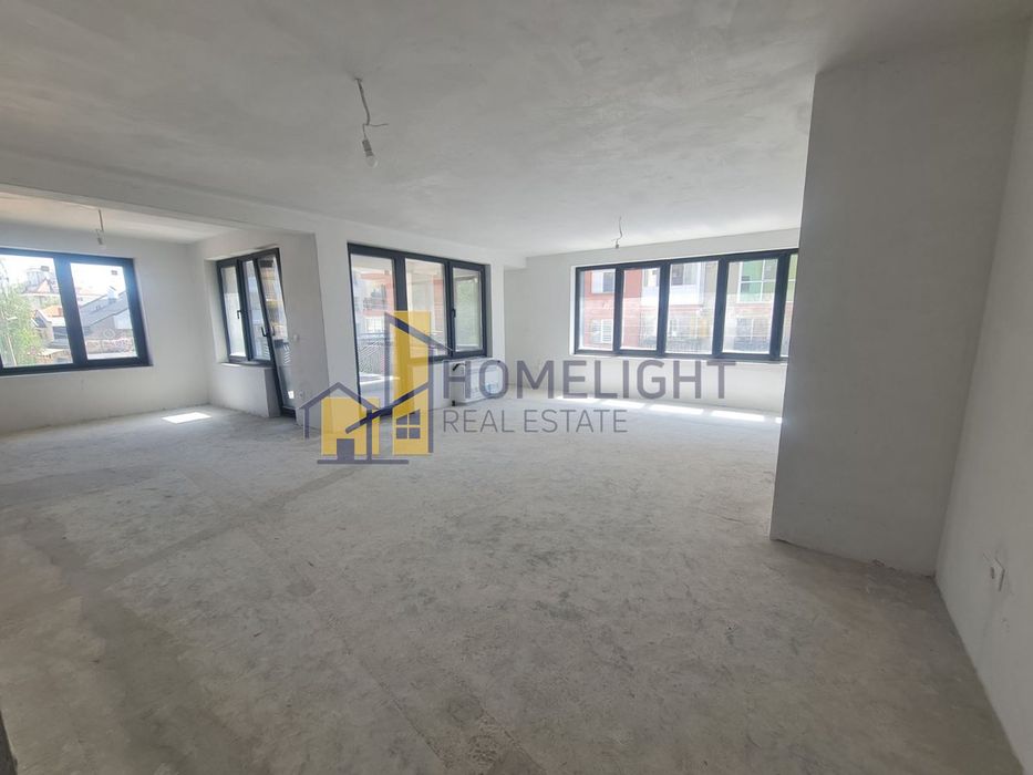 Четиристаен апартамент в кв. Манастирски ливади - Запад