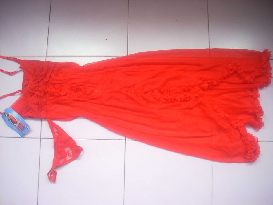 Еротичен комплект нощничка с прашки - НОВО с етикет