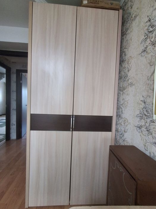 Продам шкаф почти новый.