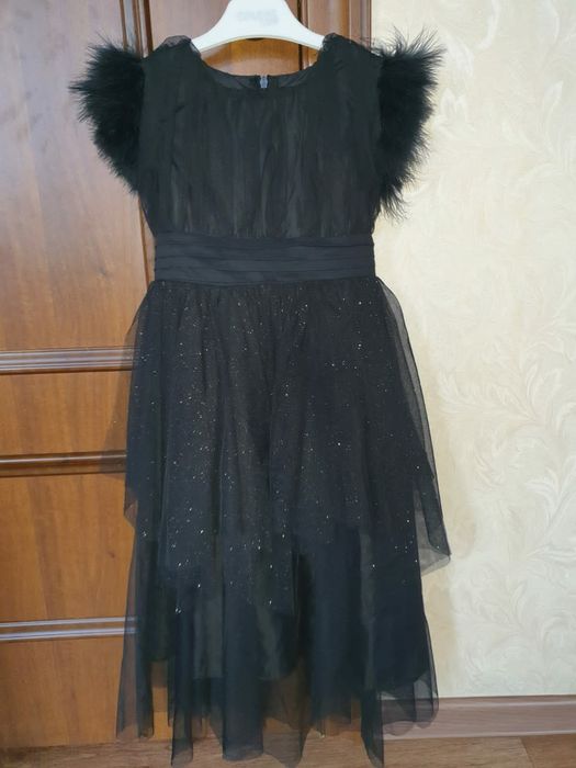 Продам нарядное платье