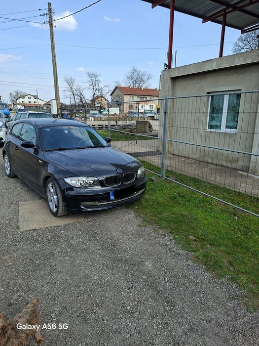 Продавам BMW 120