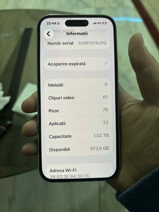 Vând iphone 14 pro de un tb telefono arata bine extetic acept si variante 21 de mil negociabil nr 0772254248