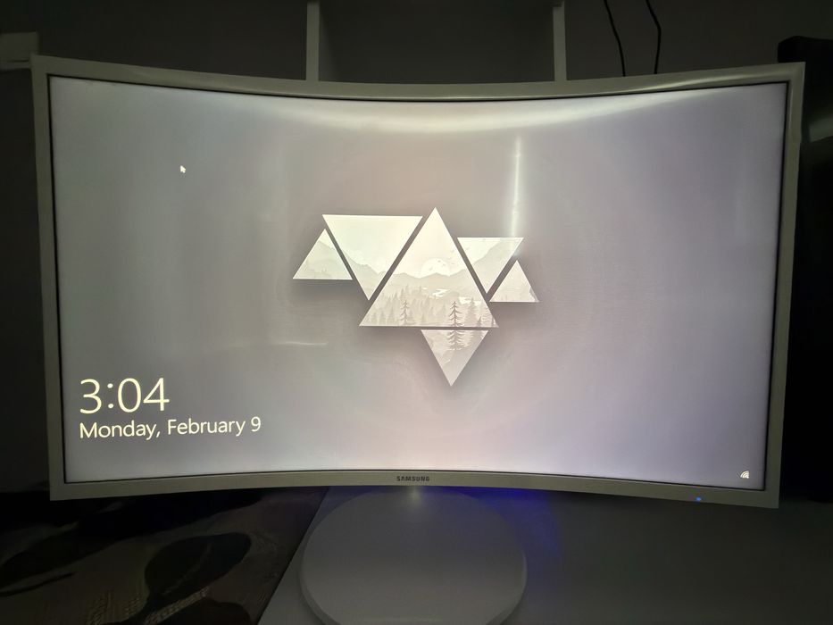 Монитор Samsung C32F391FWU