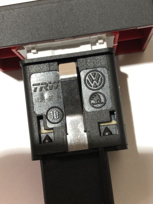 Buton avarii vw tiguan