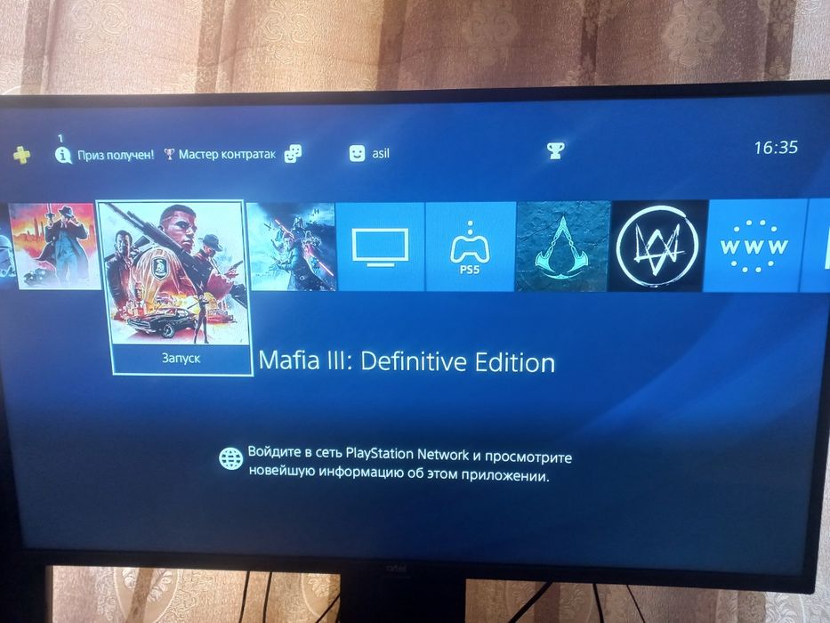 PS4 pro ideal holati djoystik bor o'yinlar yozilgan slim va pro bor.