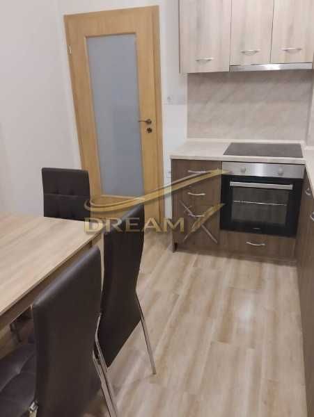 Дава се под наем тристаен апартамент в Кючук Париж! 71795727