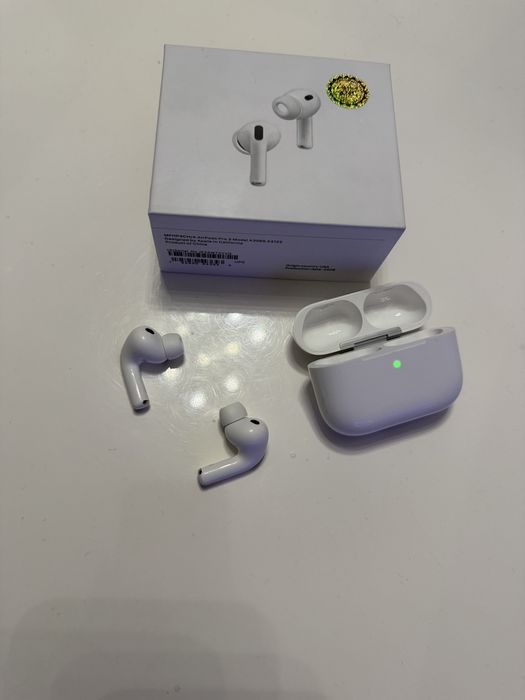Слушалки AirPods pro 3